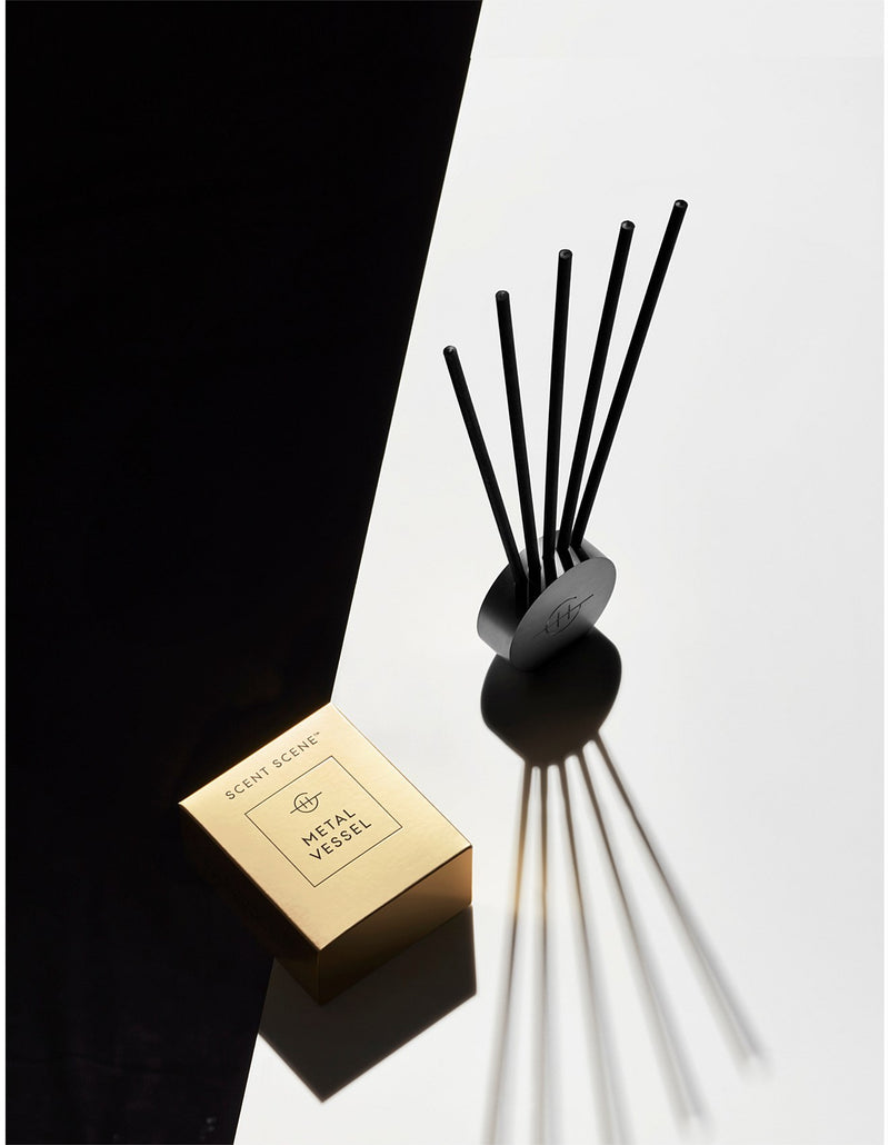 Glasshouse Fragrances Scent Scene Black Metal Reed Diffuser Holder