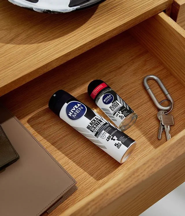 NIVEA MEN BLACK & WHITE INVISIBLE ORIGINAL ROLL-ON 50ml